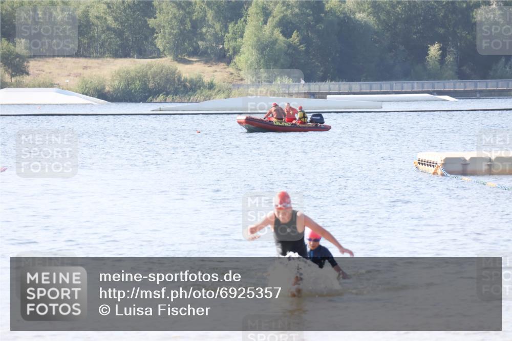 01.09.2024 - 17. Tribühne Triathlon Luisa Fischer http://msf.ph/oto/6925357 01.09.2024 10:31:06 Schwimmen 204 meine-sportfotos.de
