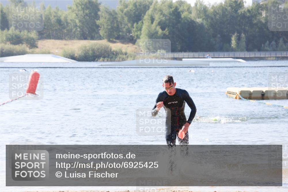 01.09.2024 - 17. Tribühne Triathlon Luisa Fischer http://msf.ph/oto/6925425 01.09.2024 10:48:17 Schwimmen 361 meine-sportfotos.de