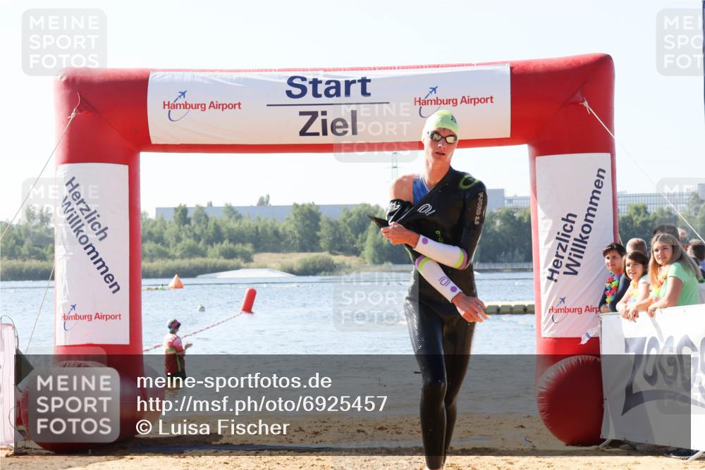 01.09.2024 - 17. Tribühne Triathlon Luisa Fischer http://msf.ph/oto/6925457 01.09.2024 10:48:38 Schwimmen 338 meine-sportfotos.de
