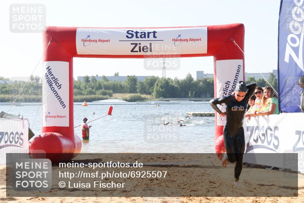 01.09.2024 - 17. Tribühne Triathlon Luisa Fischer http://msf.ph/oto/6925507 01.09.2024 10:49:14 Schwimmen 325, 343, 370 meine-sportfotos.de