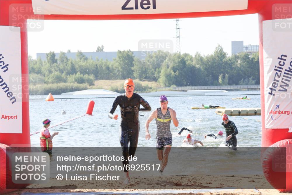 01.09.2024 - 17. Tribühne Triathlon Luisa Fischer http://msf.ph/oto/6925517 01.09.2024 10:49:31 Schwimmen 316, 323, 327, 366 meine-sportfotos.de