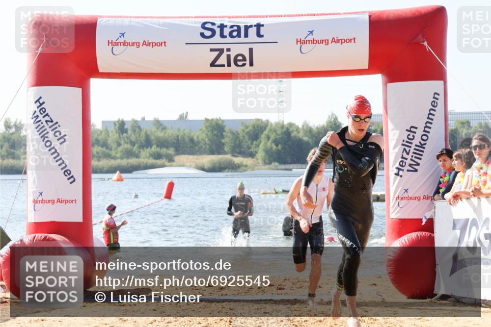 01.09.2024 - 17. Tribühne Triathlon Luisa Fischer http://msf.ph/oto/6925545 01.09.2024 10:49:38 Schwimmen 316, 323, 327, 366, 384, 436 meine-sportfotos.de