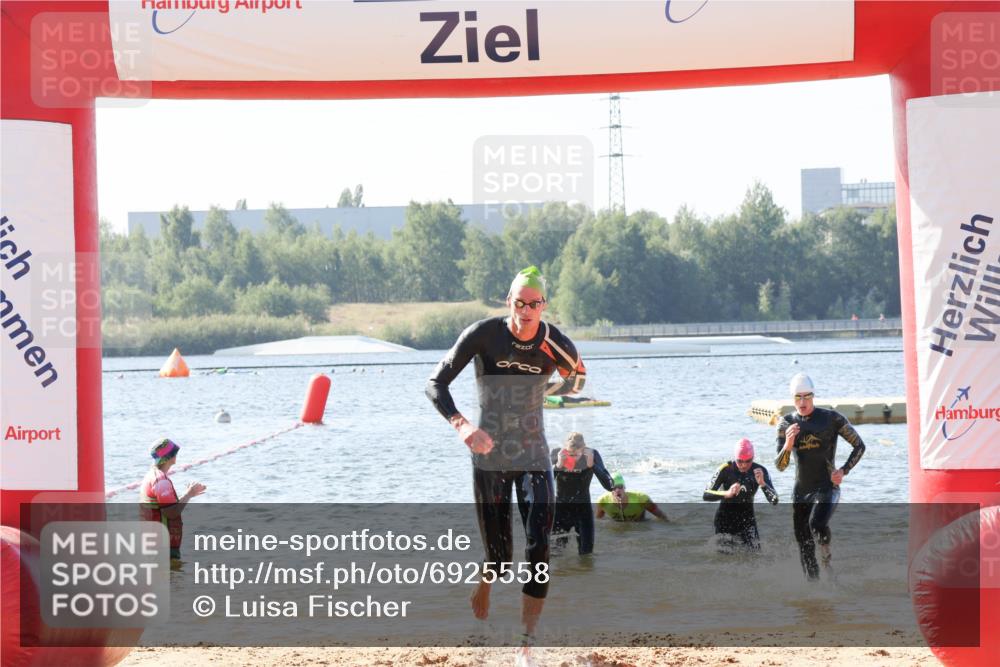 01.09.2024 - 17. Tribühne Triathlon Luisa Fischer http://msf.ph/oto/6925558 01.09.2024 10:49:42 Schwimmen 316, 323, 327, 351, 374, 384, 436, 437 meine-sportfotos.de