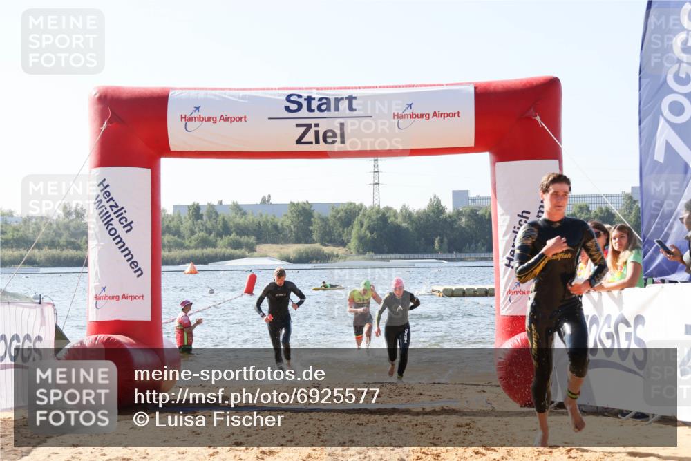 01.09.2024 - 17. Tribühne Triathlon Luisa Fischer http://msf.ph/oto/6925577 01.09.2024 10:49:47 Schwimmen 323, 351, 374, 384, 436, 437 meine-sportfotos.de