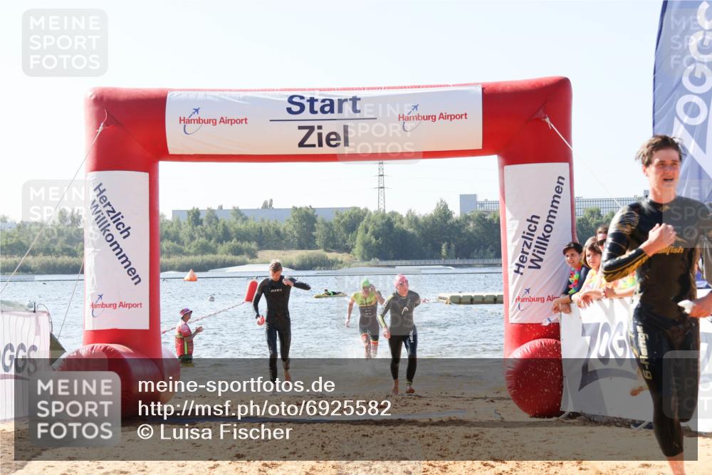 01.09.2024 - 17. Tribühne Triathlon Luisa Fischer http://msf.ph/oto/6925582 01.09.2024 10:49:47 Schwimmen 323, 351, 374, 384, 436, 437 meine-sportfotos.de
