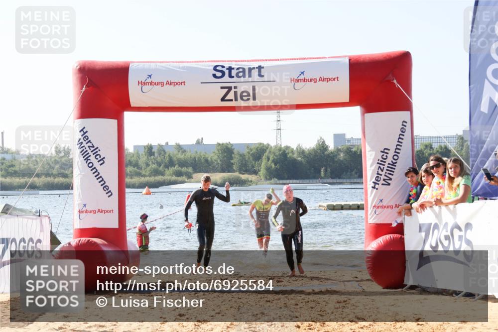 01.09.2024 - 17. Tribühne Triathlon Luisa Fischer http://msf.ph/oto/6925584 01.09.2024 10:49:48 Schwimmen 351, 374, 384, 436, 437 meine-sportfotos.de