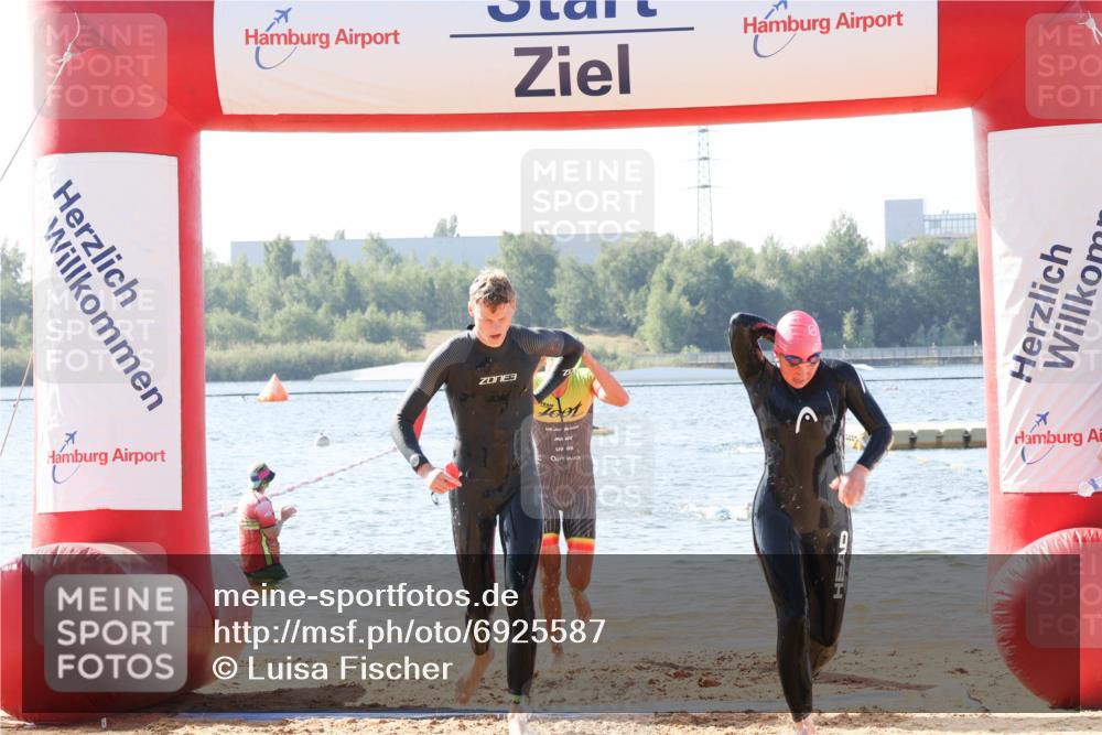 01.09.2024 - 17. Tribühne Triathlon Luisa Fischer http://msf.ph/oto/6925587 01.09.2024 10:49:50 Schwimmen 351, 374, 384, 436, 437 meine-sportfotos.de