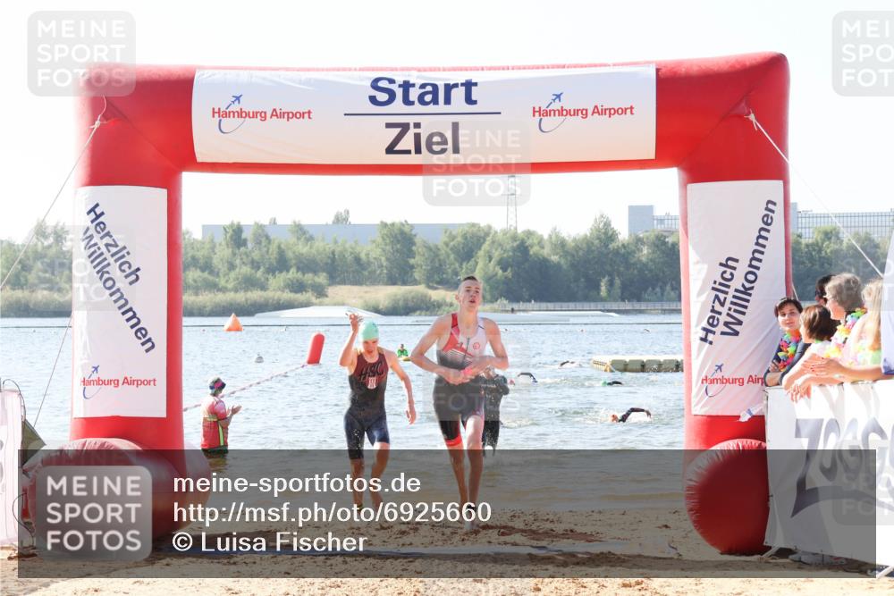 01.09.2024 - 17. Tribühne Triathlon Luisa Fischer http://msf.ph/oto/6925660 01.09.2024 10:50:34 Schwimmen 311, 319, 391 meine-sportfotos.de