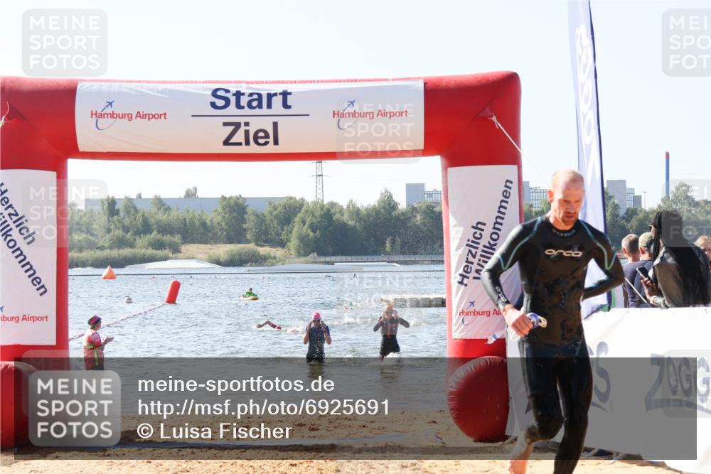 01.09.2024 - 17. Tribühne Triathlon Luisa Fischer http://msf.ph/oto/6925691 01.09.2024 10:50:41 Schwimmen 311, 319, 320, 391 meine-sportfotos.de