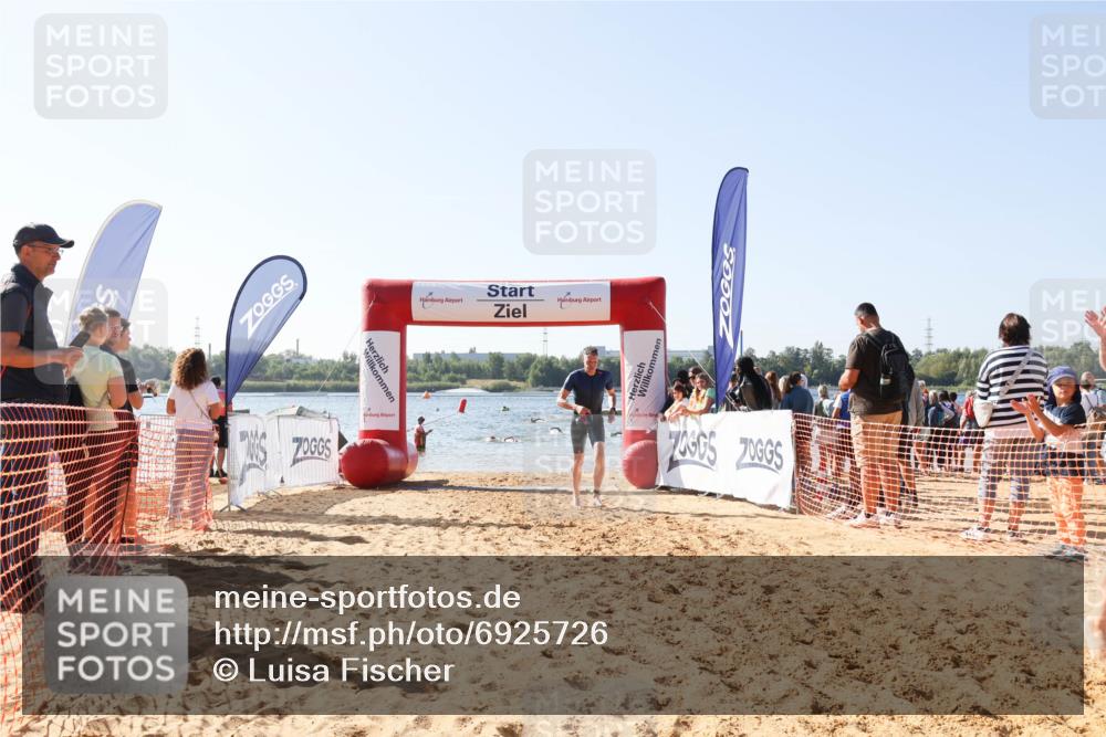 01.09.2024 - 17. Tribühne Triathlon Luisa Fischer http://msf.ph/oto/6925726 01.09.2024 10:50:52 Schwimmen 320, 396 meine-sportfotos.de