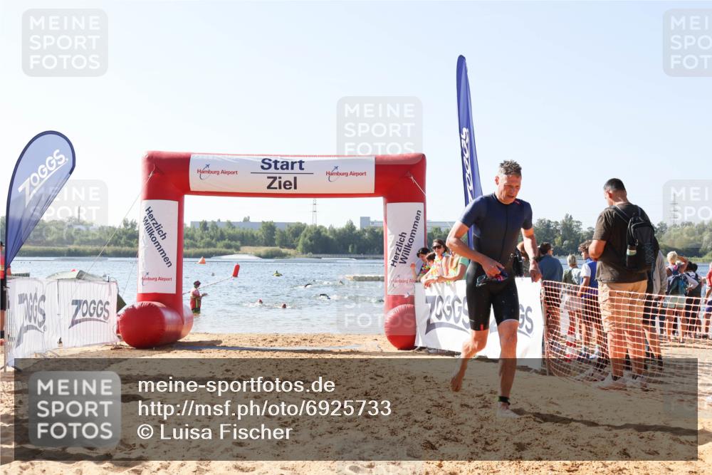 01.09.2024 - 17. Tribühne Triathlon Luisa Fischer http://msf.ph/oto/6925733 01.09.2024 10:50:54 Schwimmen 314, 320, 337, 396 meine-sportfotos.de