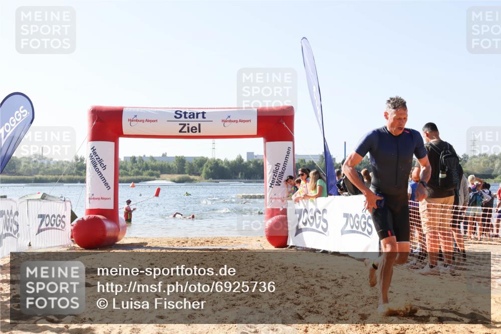 01.09.2024 - 17. Tribühne Triathlon Luisa Fischer http://msf.ph/oto/6925736 01.09.2024 10:50:54 Schwimmen 314, 320, 337, 396 meine-sportfotos.de
