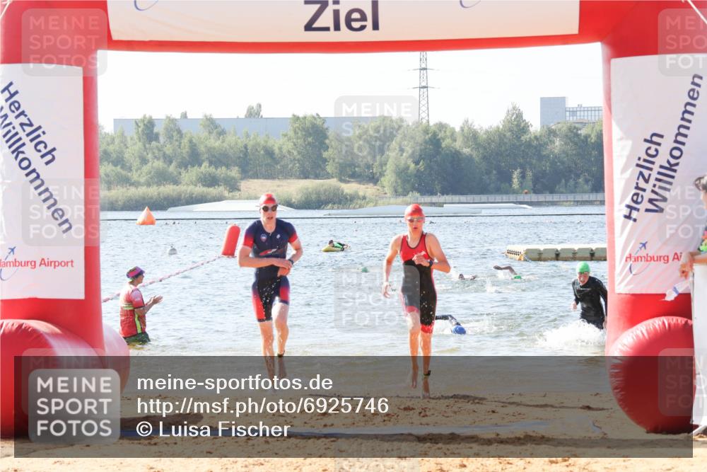 01.09.2024 - 17. Tribühne Triathlon Luisa Fischer http://msf.ph/oto/6925746 01.09.2024 10:51:01 Schwimmen 310, 314, 328, 337 meine-sportfotos.de