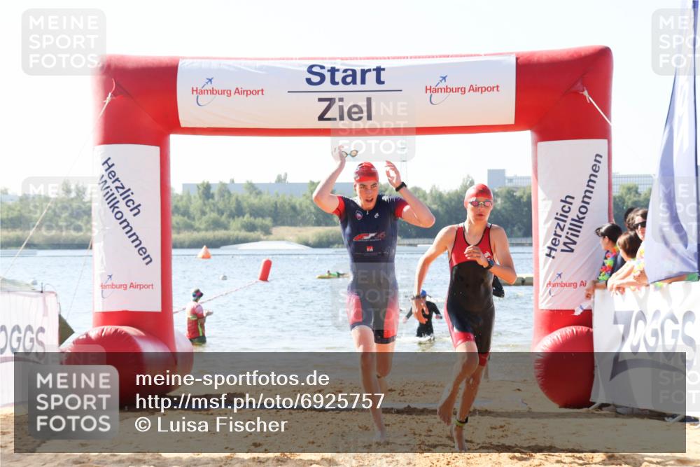 01.09.2024 - 17. Tribühne Triathlon Luisa Fischer http://msf.ph/oto/6925757 01.09.2024 10:51:04 Schwimmen 310, 314, 328, 337 meine-sportfotos.de