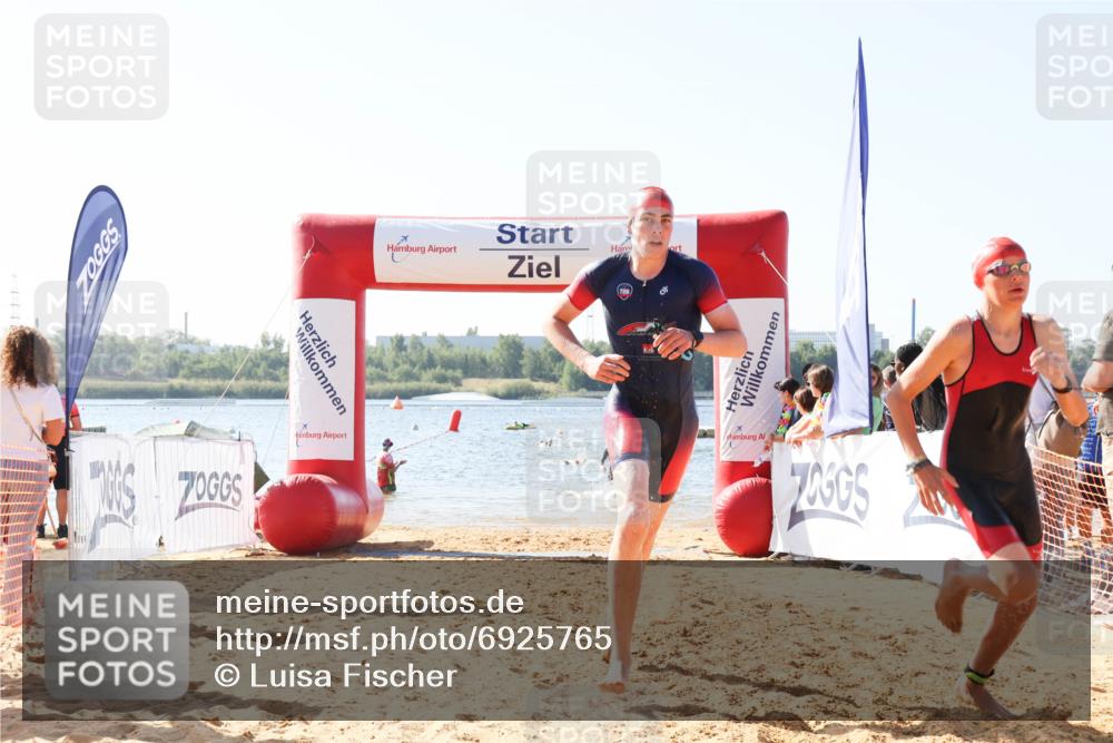 01.09.2024 - 17. Tribühne Triathlon Luisa Fischer http://msf.ph/oto/6925765 01.09.2024 10:51:05 Schwimmen 310, 314, 328, 337 meine-sportfotos.de