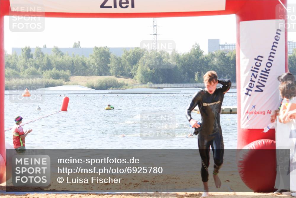 01.09.2024 - 17. Tribühne Triathlon Luisa Fischer http://msf.ph/oto/6925780 01.09.2024 10:51:09 Schwimmen 310, 314, 328, 337 meine-sportfotos.de