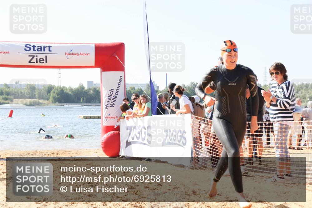 01.09.2024 - 17. Tribühne Triathlon Luisa Fischer http://msf.ph/oto/6925813 01.09.2024 10:51:27 Schwimmen 340, 357, 388, 438 meine-sportfotos.de