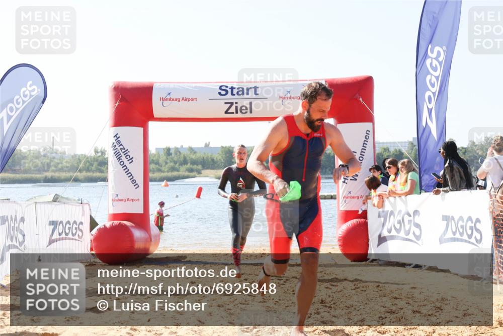 01.09.2024 - 17. Tribühne Triathlon Luisa Fischer http://msf.ph/oto/6925848 01.09.2024 10:51:37 Schwimmen 346, 367, 388, 438 meine-sportfotos.de