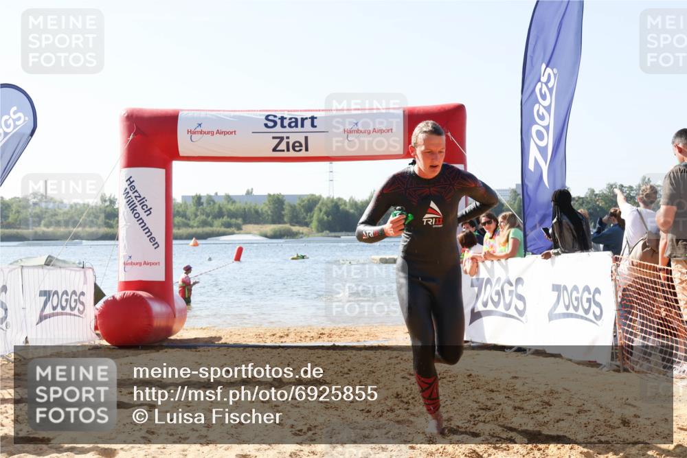 01.09.2024 - 17. Tribühne Triathlon Luisa Fischer http://msf.ph/oto/6925855 01.09.2024 10:51:39 Schwimmen 346, 367, 388, 438 meine-sportfotos.de