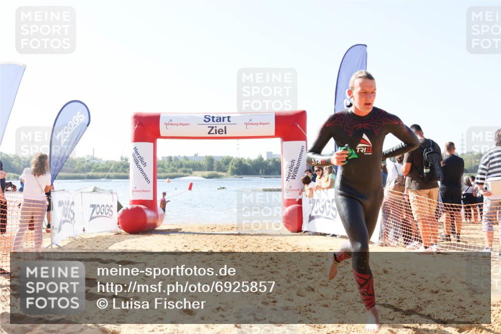 01.09.2024 - 17. Tribühne Triathlon Luisa Fischer http://msf.ph/oto/6925857 01.09.2024 10:51:39 Schwimmen 346, 367, 388, 438 meine-sportfotos.de