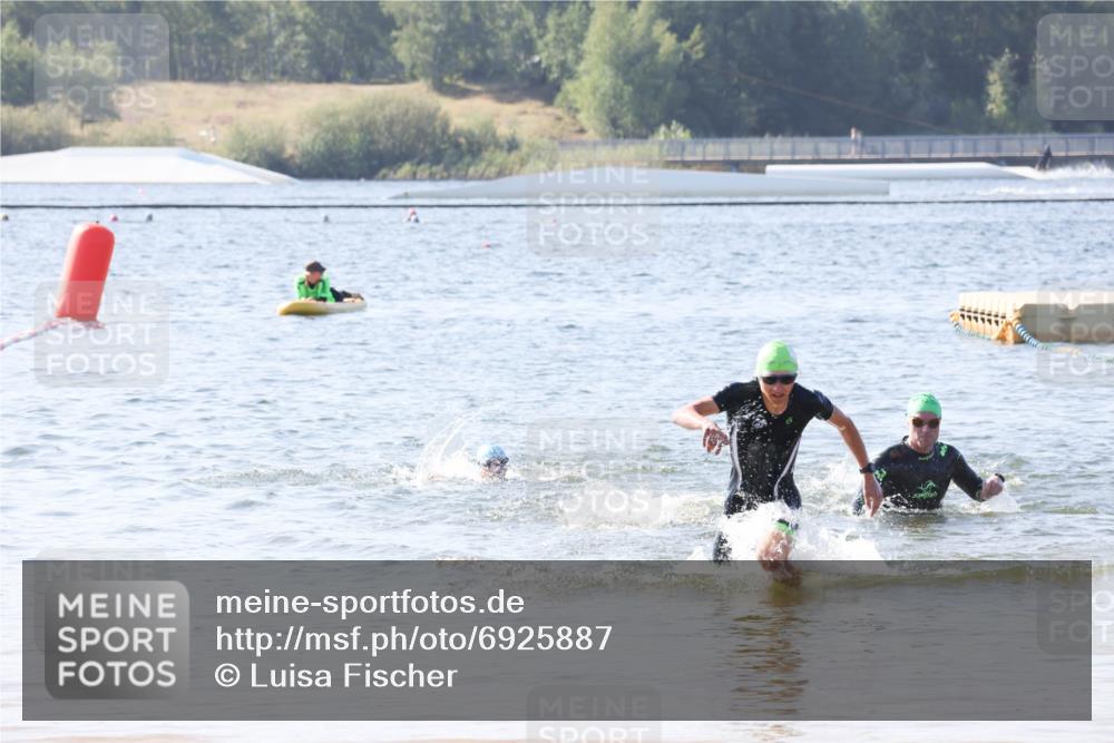 01.09.2024 - 17. Tribühne Triathlon Luisa Fischer http://msf.ph/oto/6925887 01.09.2024 10:52:19 Schwimmen 331 meine-sportfotos.de