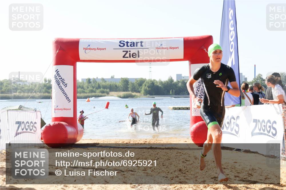 01.09.2024 - 17. Tribühne Triathlon Luisa Fischer http://msf.ph/oto/6925921 01.09.2024 10:52:26 Schwimmen 318, 331, 379, 432 meine-sportfotos.de