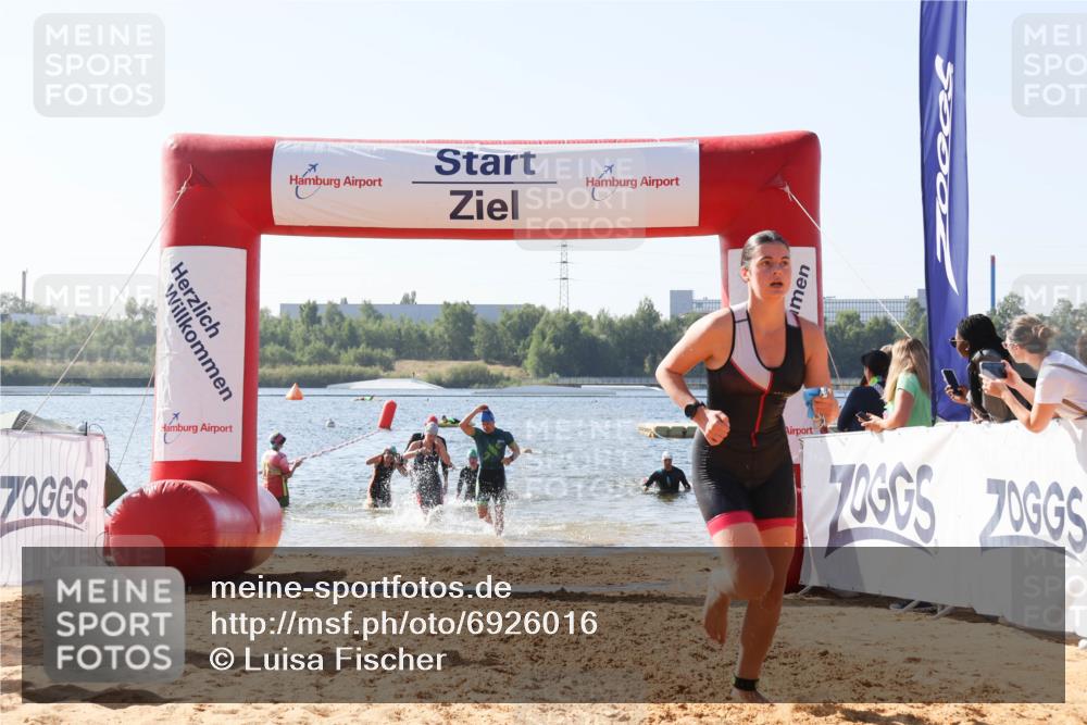 01.09.2024 - 17. Tribühne Triathlon Luisa Fischer http://msf.ph/oto/6926016 01.09.2024 10:53:58 Schwimmen 309, 335, 339, 348, 382, 423, 428 meine-sportfotos.de