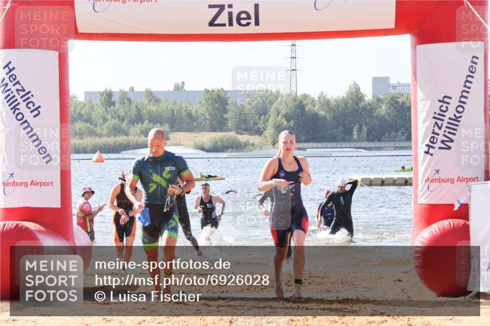 01.09.2024 - 17. Tribühne Triathlon Luisa Fischer http://msf.ph/oto/6926028 01.09.2024 10:54:03 Schwimmen 309, 335, 336, 339, 348, 382, 386, 394, 395, 423 meine-sportfotos.de