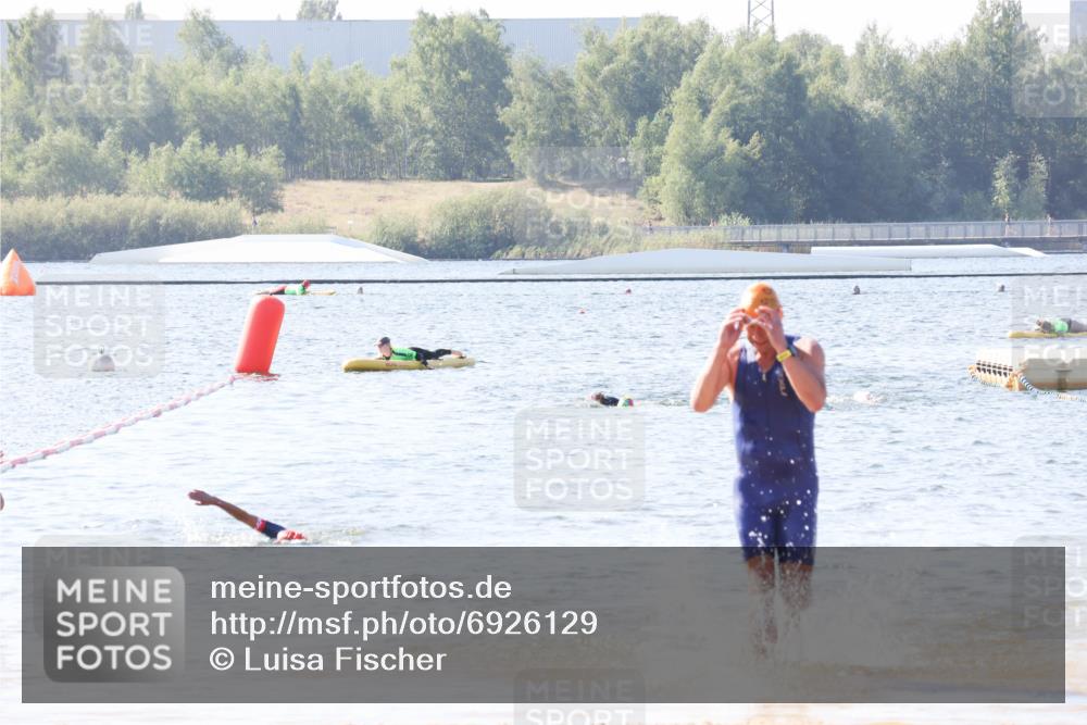 01.09.2024 - 17. Tribühne Triathlon Luisa Fischer http://msf.ph/oto/6926129 01.09.2024 10:54:32 Schwimmen 409 meine-sportfotos.de