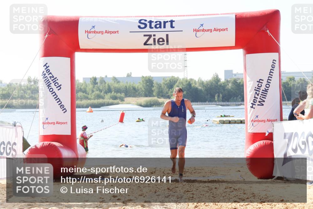 01.09.2024 - 17. Tribühne Triathlon Luisa Fischer http://msf.ph/oto/6926141 01.09.2024 10:54:36 Schwimmen 409 meine-sportfotos.de
