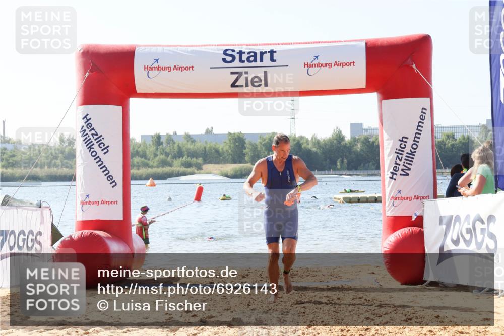 01.09.2024 - 17. Tribühne Triathlon Luisa Fischer http://msf.ph/oto/6926143 01.09.2024 10:54:37 Schwimmen 409 meine-sportfotos.de