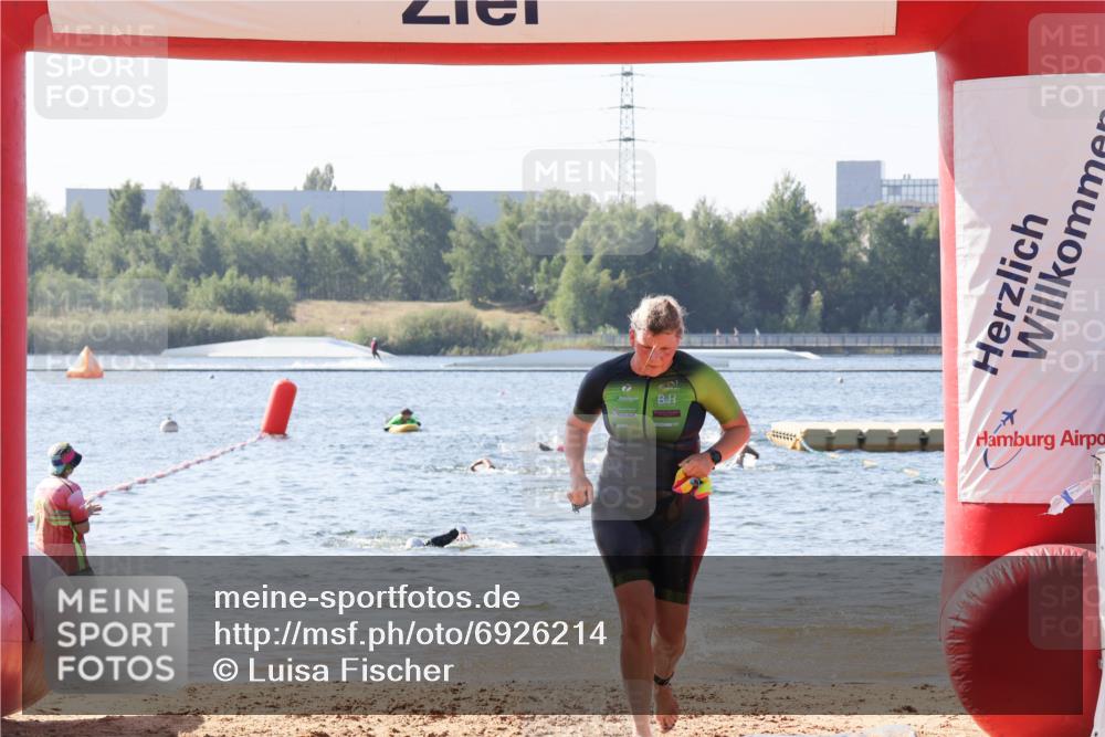 01.09.2024 - 17. Tribühne Triathlon Luisa Fischer http://msf.ph/oto/6926214 01.09.2024 10:55:26 Schwimmen 362, 363, 406, 413 meine-sportfotos.de