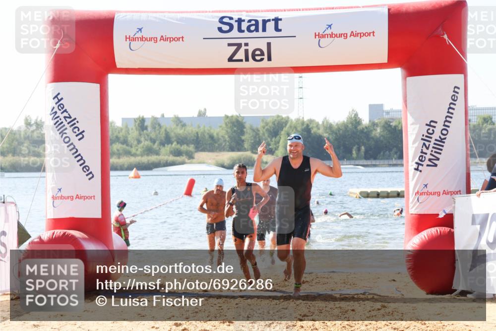 01.09.2024 - 17. Tribühne Triathlon Luisa Fischer http://msf.ph/oto/6926286 01.09.2024 10:56:06 Schwimmen 313, 372, 390, 399, 412, 426 meine-sportfotos.de