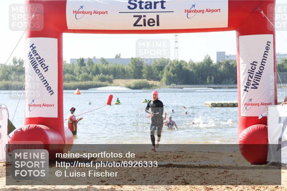 01.09.2024 - 17. Tribühne Triathlon Luisa Fischer http://msf.ph/oto/6926333 01.09.2024 10:56:16 Schwimmen 308, 313, 326, 390, 399, 412, 426 meine-sportfotos.de