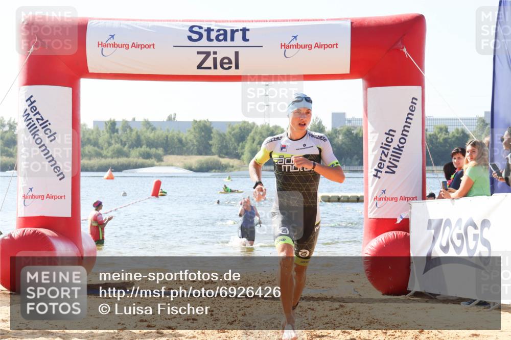 01.09.2024 - 17. Tribühne Triathlon Luisa Fischer http://msf.ph/oto/6926426 01.09.2024 10:56:57 Schwimmen 329, 334, 383 meine-sportfotos.de
