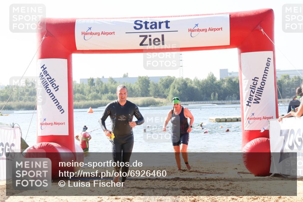 01.09.2024 - 17. Tribühne Triathlon Luisa Fischer http://msf.ph/oto/6926460 01.09.2024 10:57:19 Schwimmen 416, 427 meine-sportfotos.de