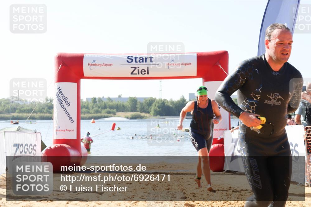 01.09.2024 - 17. Tribühne Triathlon Luisa Fischer http://msf.ph/oto/6926471 01.09.2024 10:57:22 Schwimmen 416, 427 meine-sportfotos.de