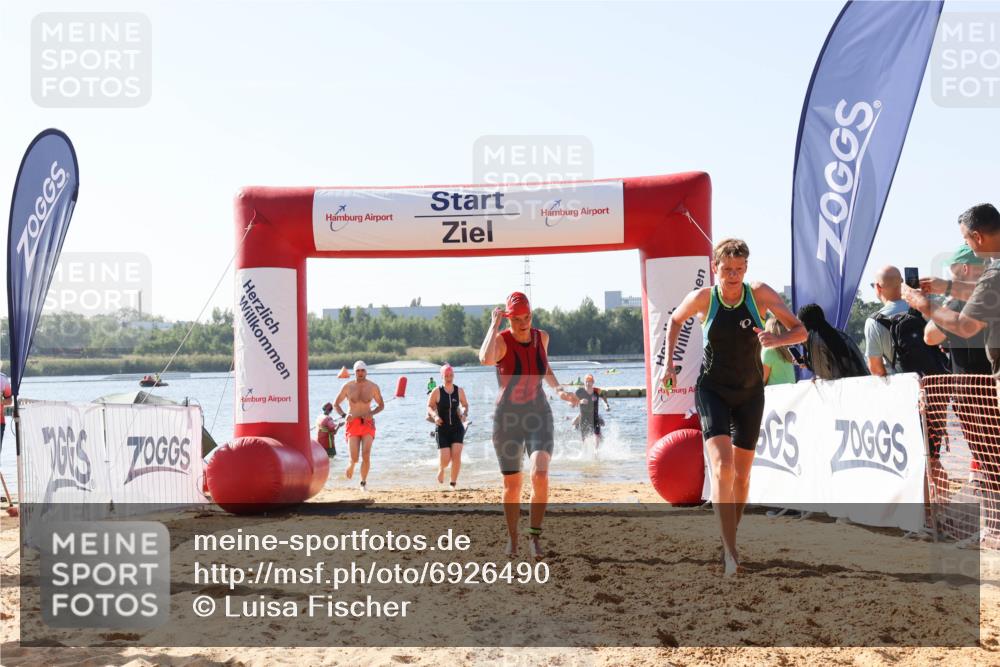 01.09.2024 - 17. Tribühne Triathlon Luisa Fischer http://msf.ph/oto/6926490 01.09.2024 10:57:50 Schwimmen 324, 358, 373, 376, 404, 408, 411, 431, 442 meine-sportfotos.de