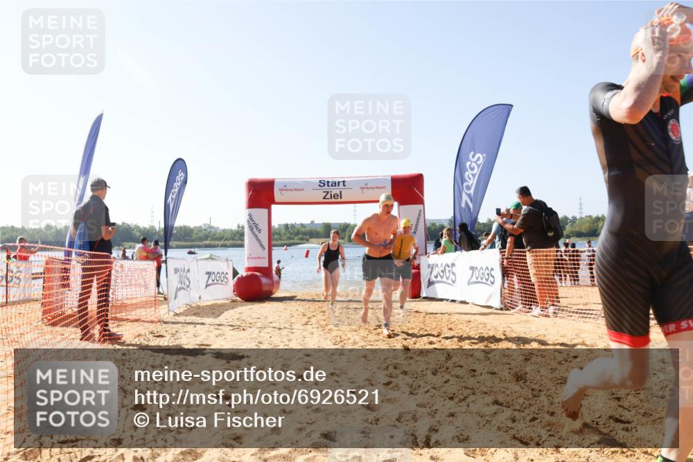 01.09.2024 - 17. Tribühne Triathlon Luisa Fischer http://msf.ph/oto/6926521 01.09.2024 10:57:59 Schwimmen 315, 324, 358, 373, 376, 387, 404, 415, 431, 442 meine-sportfotos.de