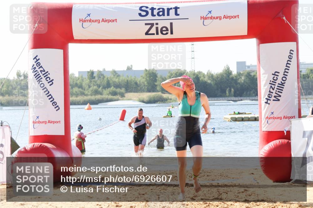 01.09.2024 - 17. Tribühne Triathlon Luisa Fischer http://msf.ph/oto/6926607 01.09.2024 10:58:53 Schwimmen 60, 400, 420 meine-sportfotos.de