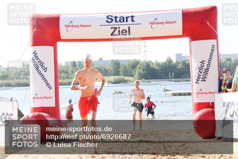 01.09.2024 - 17. Tribühne Triathlon Luisa Fischer http://msf.ph/oto/6926687 01.09.2024 10:59:21 Schwimmen 333, 405, 429 meine-sportfotos.de