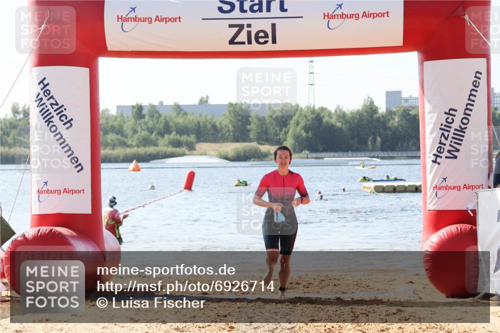 01.09.2024 - 17. Tribühne Triathlon Luisa Fischer http://msf.ph/oto/6926714 01.09.2024 10:59:27 Schwimmen 333, 405, 429 meine-sportfotos.de