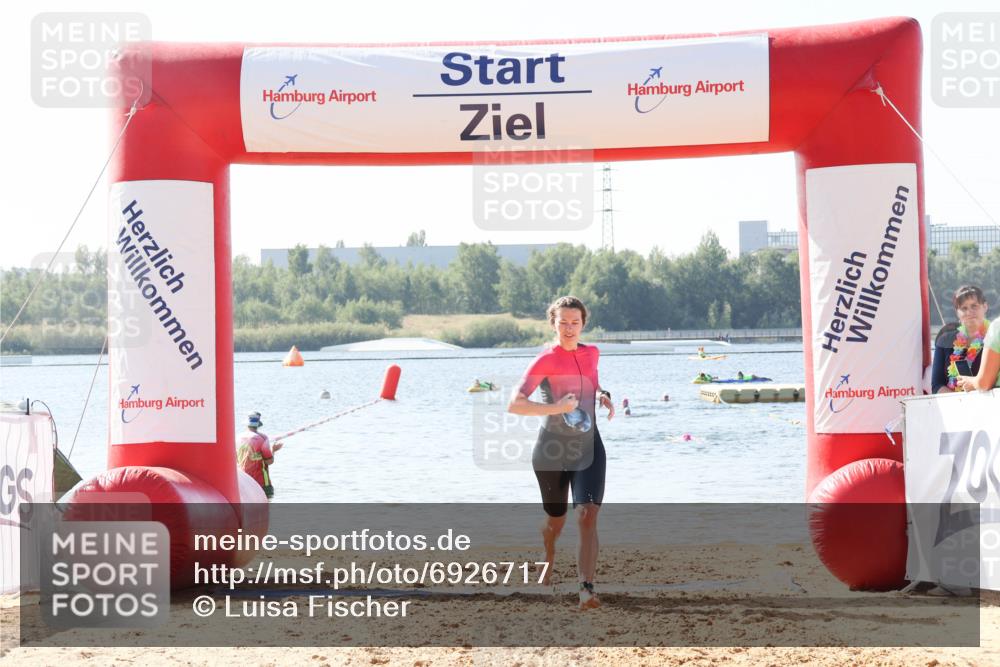 01.09.2024 - 17. Tribühne Triathlon Luisa Fischer http://msf.ph/oto/6926717 01.09.2024 10:59:28 Schwimmen 333, 405, 429 meine-sportfotos.de