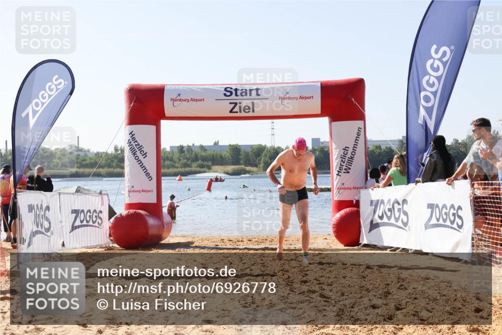01.09.2024 - 17. Tribühne Triathlon Luisa Fischer http://msf.ph/oto/6926778 01.09.2024 11:00:01 Schwimmen 443 meine-sportfotos.de
