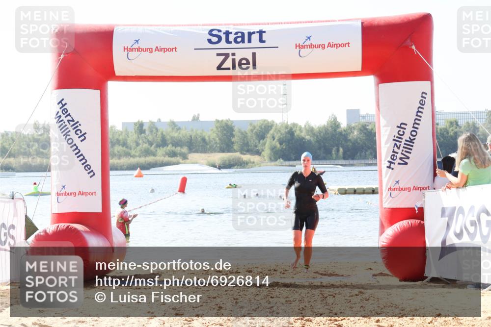 01.09.2024 - 17. Tribühne Triathlon Luisa Fischer http://msf.ph/oto/6926814 01.09.2024 11:00:15 Schwimmen 441 meine-sportfotos.de