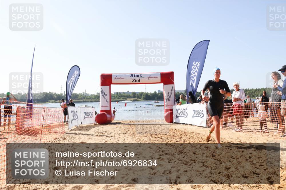 01.09.2024 - 17. Tribühne Triathlon Luisa Fischer http://msf.ph/oto/6926834 01.09.2024 11:00:19 Schwimmen 441 meine-sportfotos.de