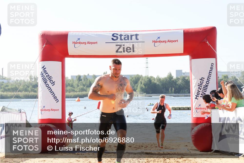 01.09.2024 - 17. Tribühne Triathlon Luisa Fischer http://msf.ph/oto/6926880 01.09.2024 11:00:43 Schwimmen 380, 422, 444 meine-sportfotos.de