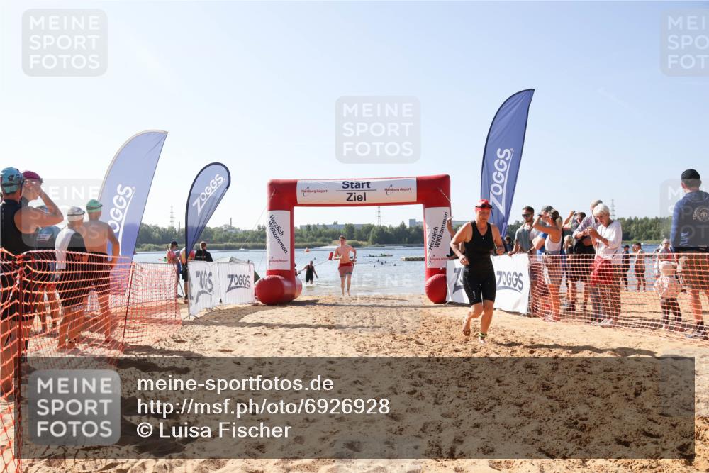 01.09.2024 - 17. Tribühne Triathlon Luisa Fischer http://msf.ph/oto/6926928 01.09.2024 11:01:16 Schwimmen 322, 350, 393, 403 meine-sportfotos.de