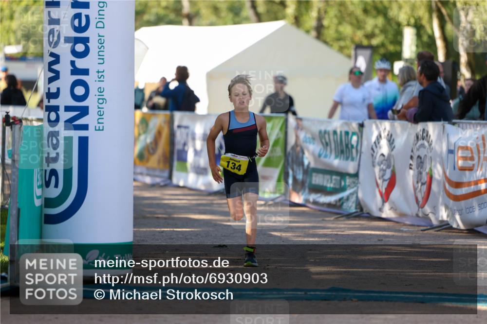 01.09.2024 - 17. Tribühne Triathlon Michael Strokosch http://msf.ph/oto/6930903 01.09.2024 09:48:53 Ziel 85, 134 meine-sportfotos.de