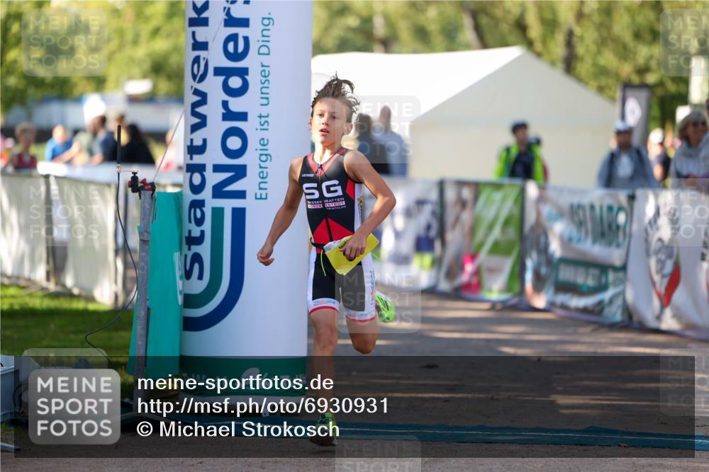 01.09.2024 - 17. Tribühne Triathlon Michael Strokosch http://msf.ph/oto/6930931 01.09.2024 09:49:11 Ziel 88, 133 meine-sportfotos.de